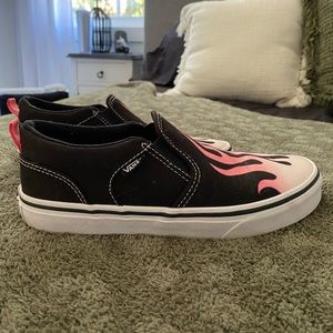 Woman’s flame Vans - new